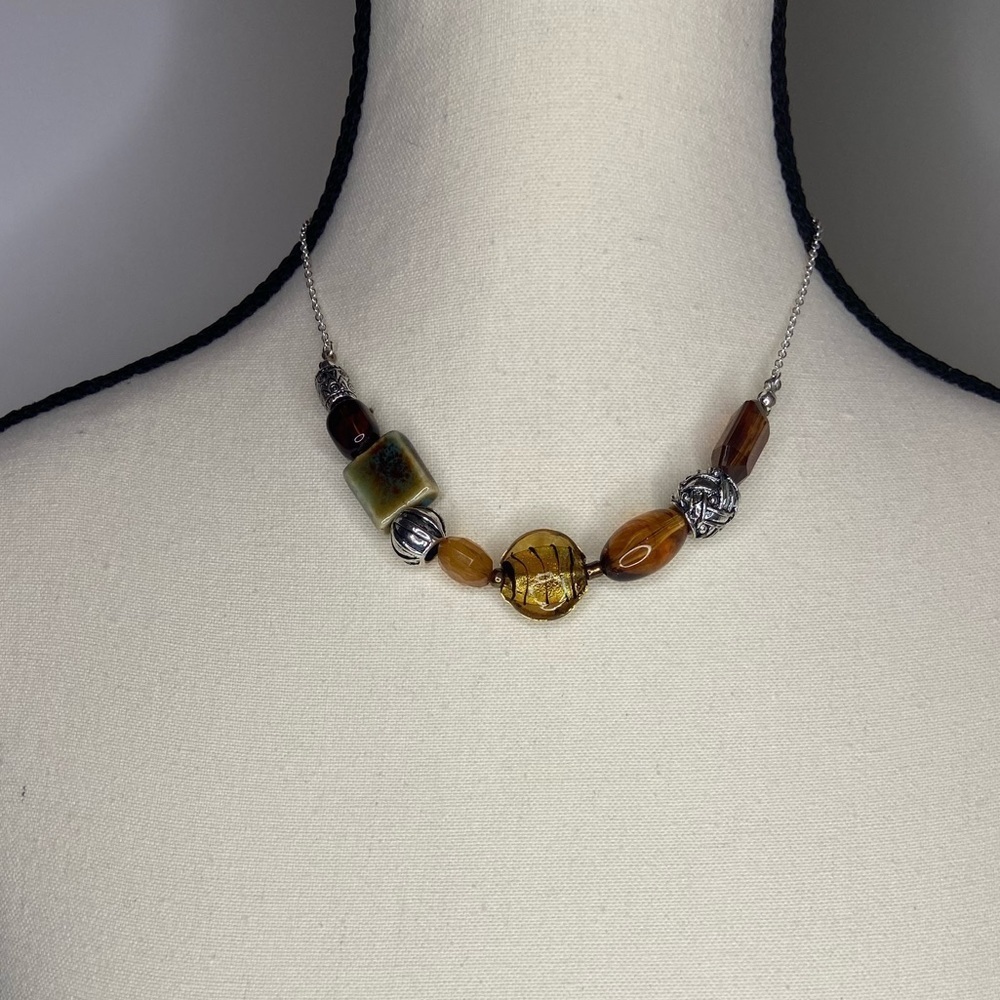 Women’s silver chain large earthy stones beads with silver beads - Picture 2 of 12